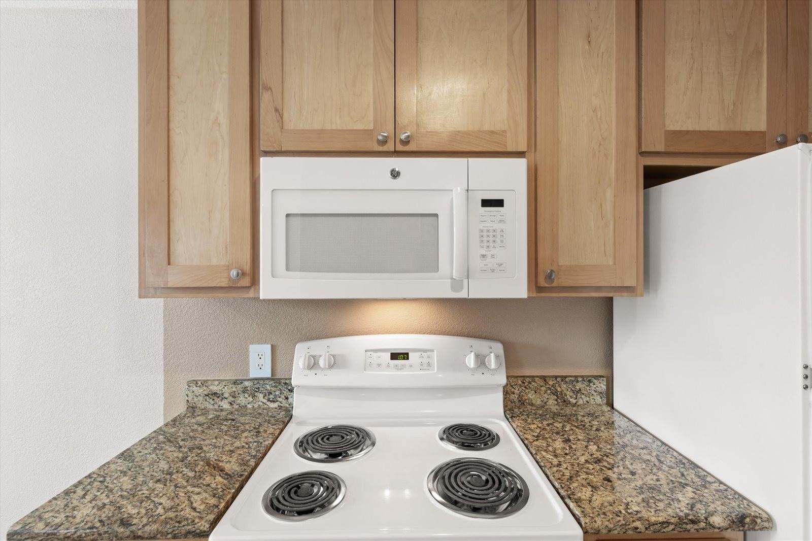 2016 Paisley Drive, Arlington, TX 76015