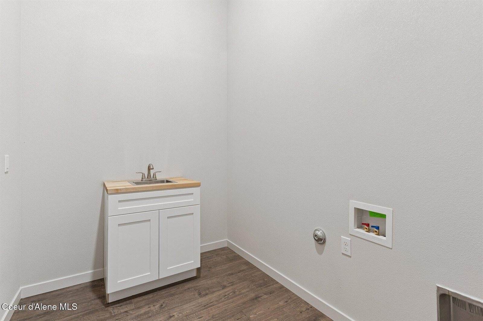 40 James, Oldtown, ID 83822