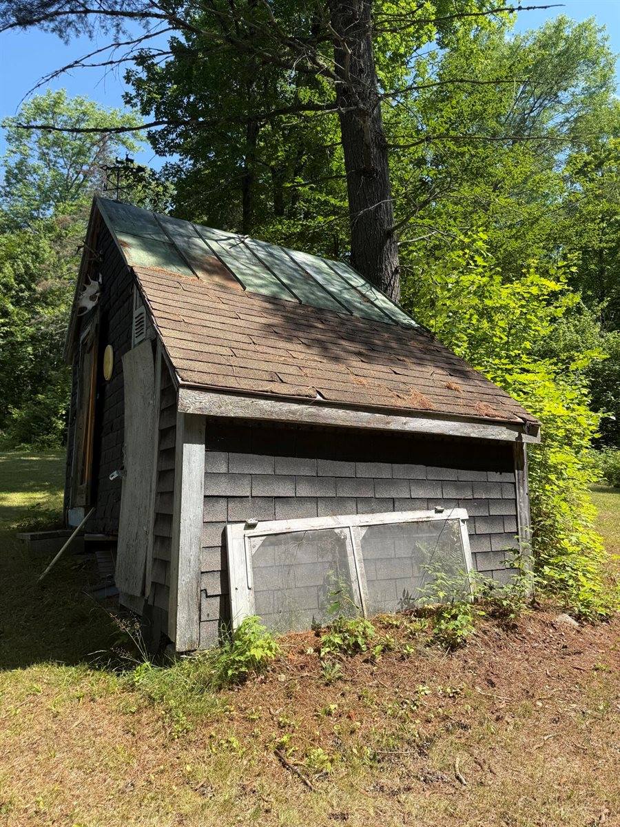 454 Brighton Road, Bingham, ME 04979