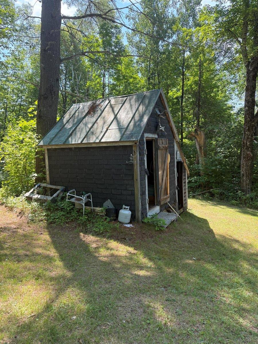 454 Brighton Road, Bingham, ME 04979