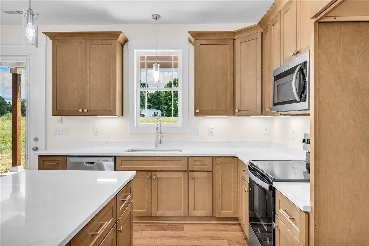 1481 Smartt Station Rd, Morrison, TN 37357