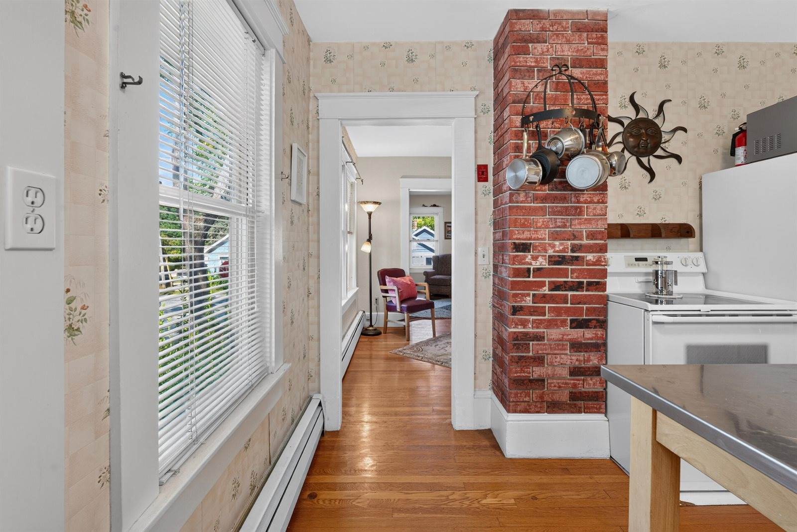 54 14th Street, Bangor, ME 04401