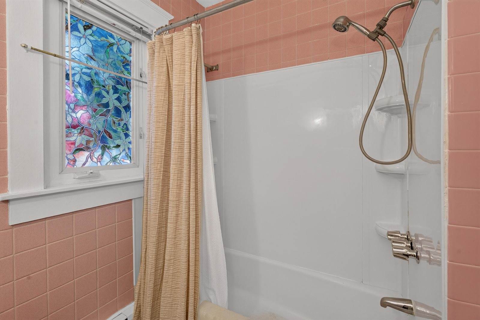 54 14th Street, Bangor, ME 04401