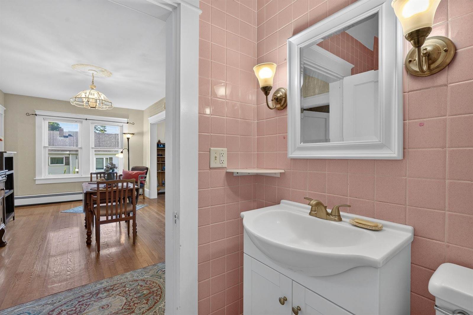 54 14th Street, Bangor, ME 04401
