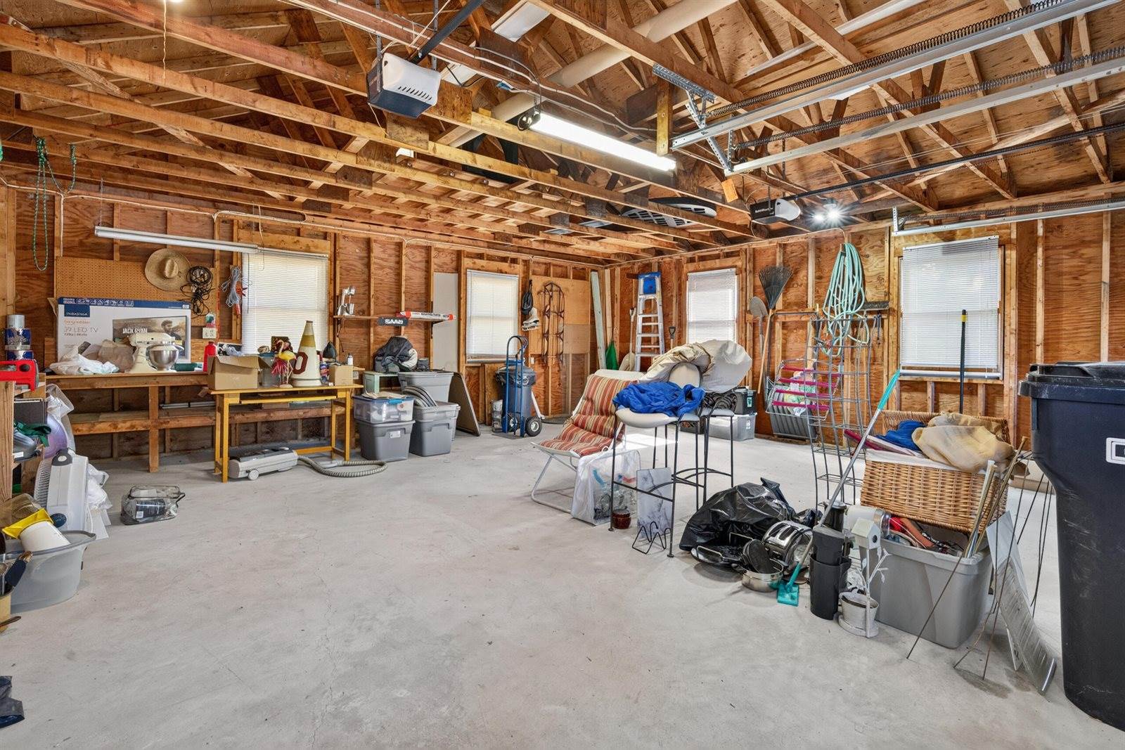 54 14th Street, Bangor, ME 04401