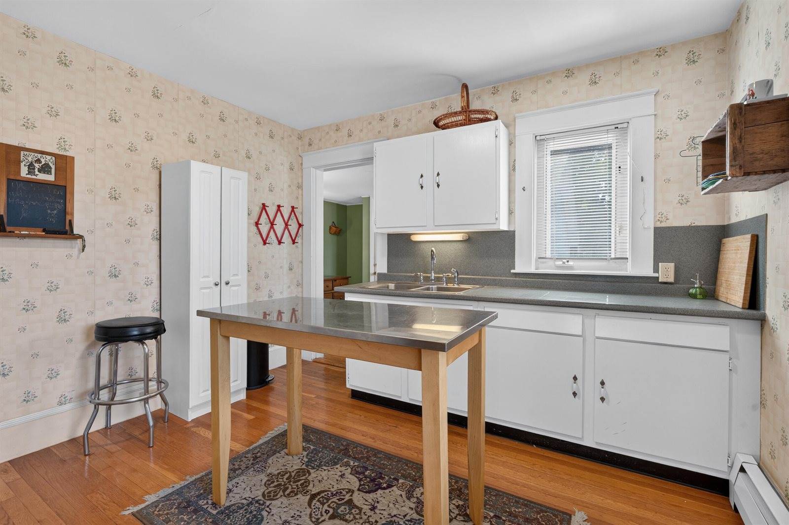 54 14th Street, Bangor, ME 04401