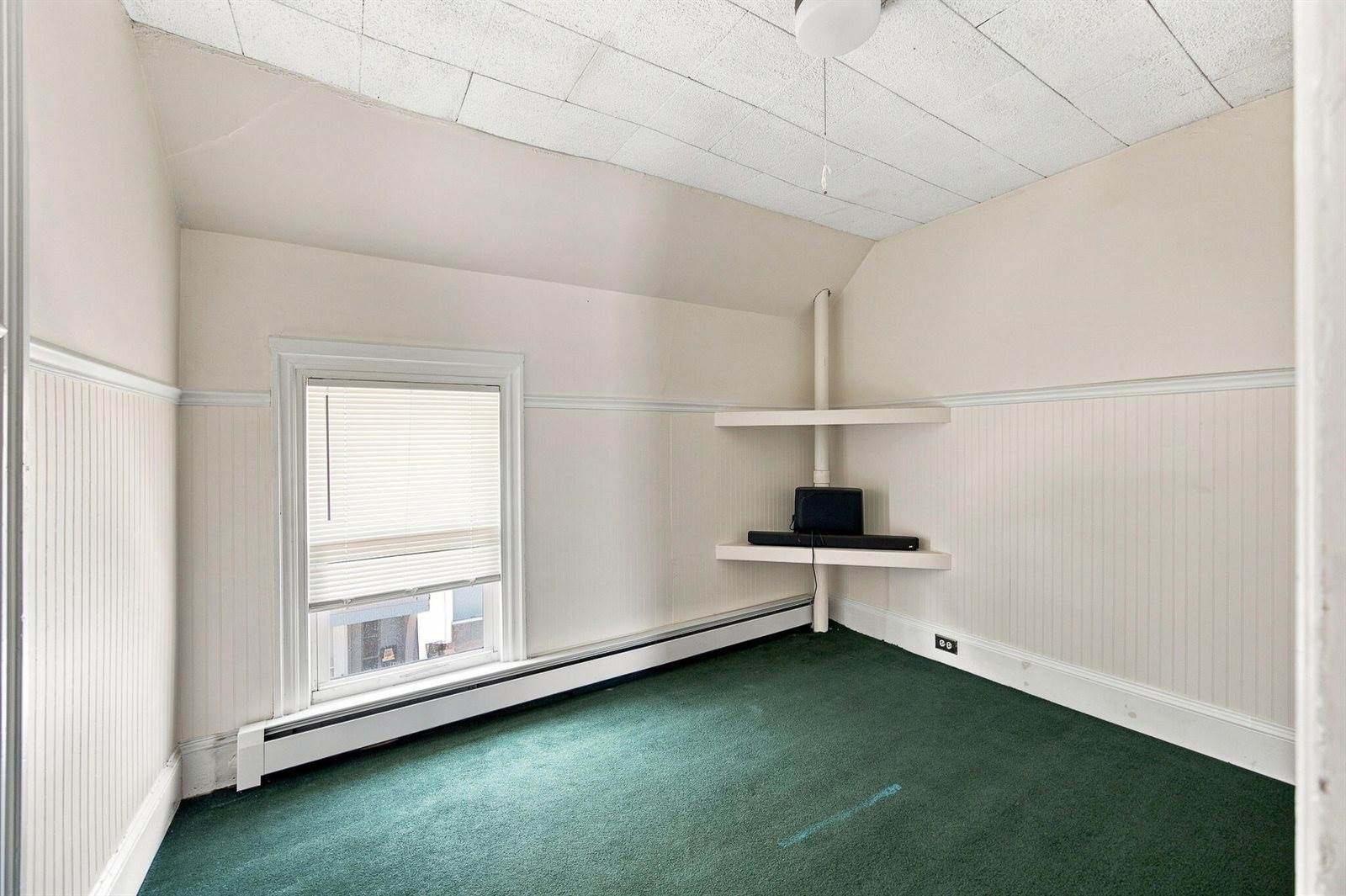 23 George Street, Bangor, ME 04401