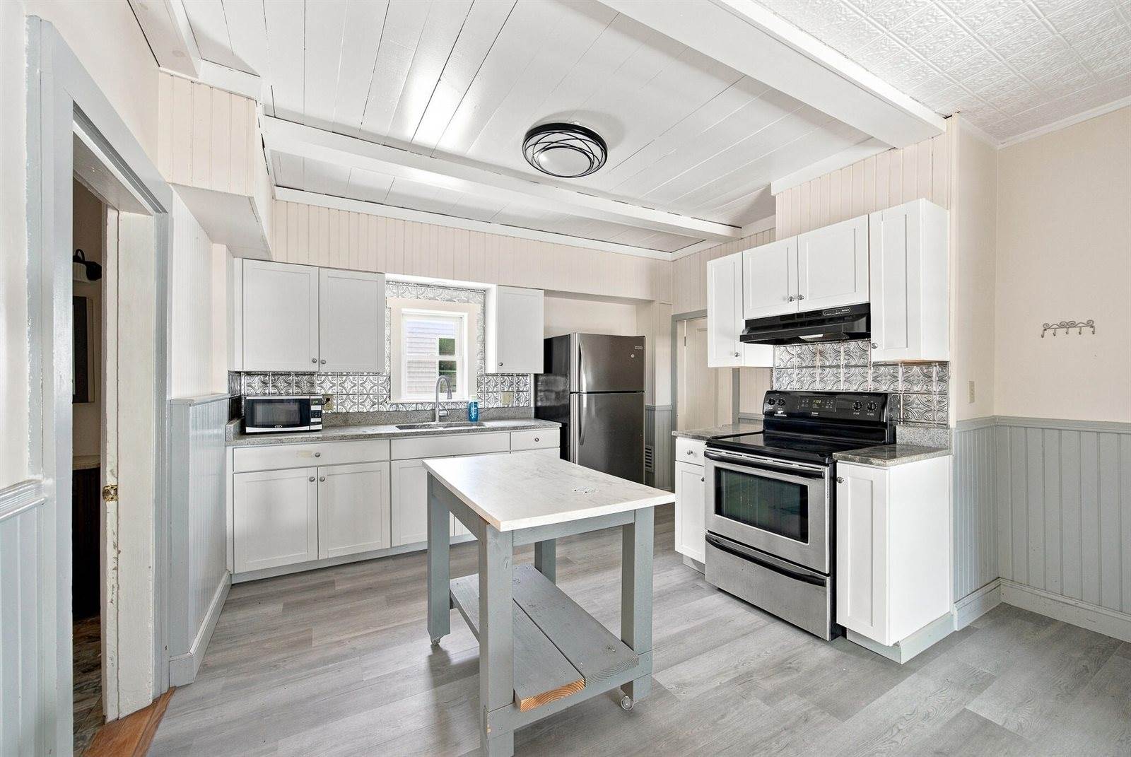 23 George Street, Bangor, ME 04401