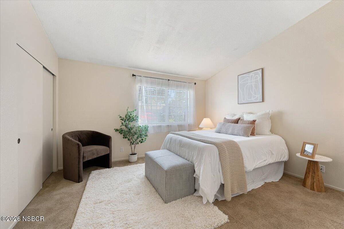 2240 Hanover Way, Santa Maria, CA 93458