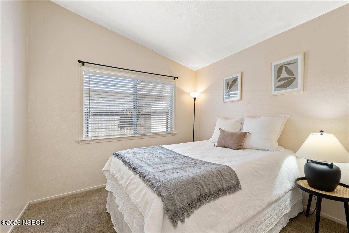 2240 Hanover Way, Santa Maria, CA 93458