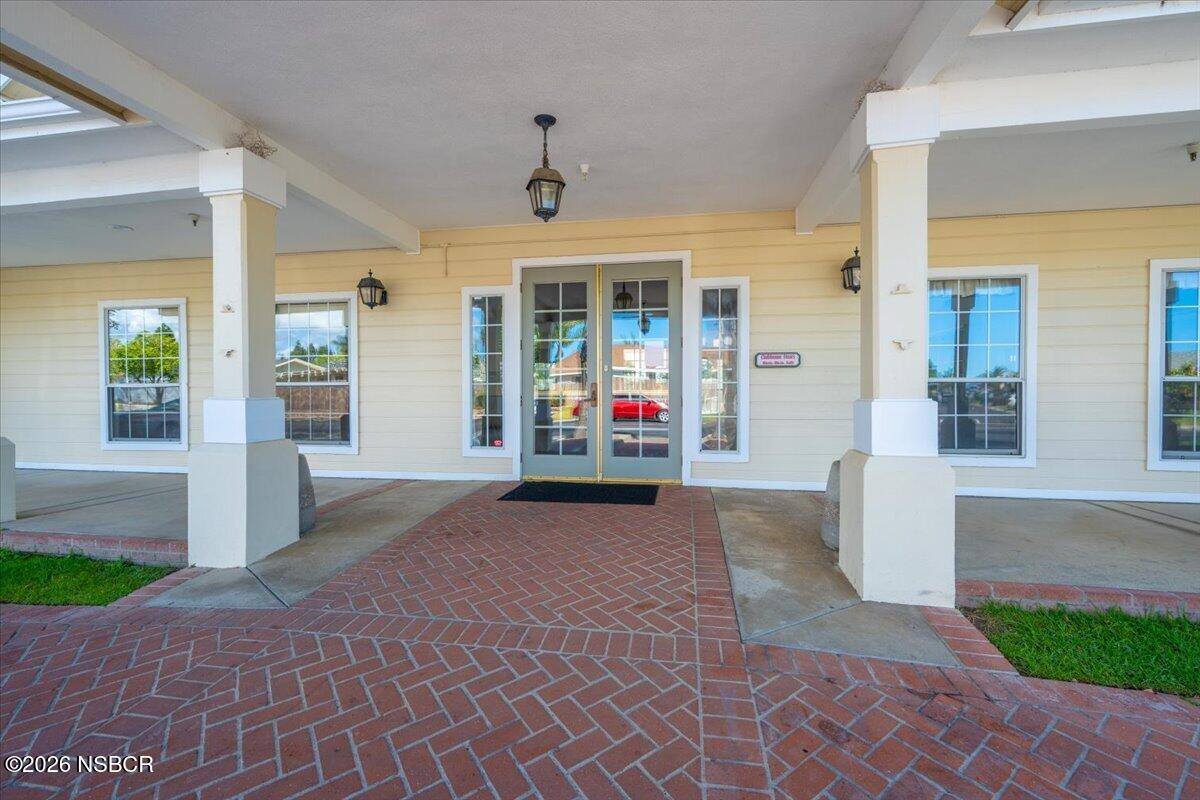 2240 Hanover Way, Santa Maria, CA 93458
