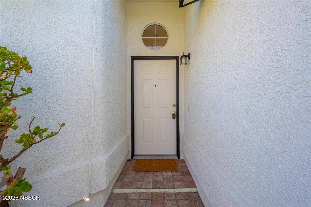 2240 Hanover Way, Santa Maria, CA 93458