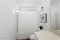 2240 Hanover Way, Santa Maria, CA 93458