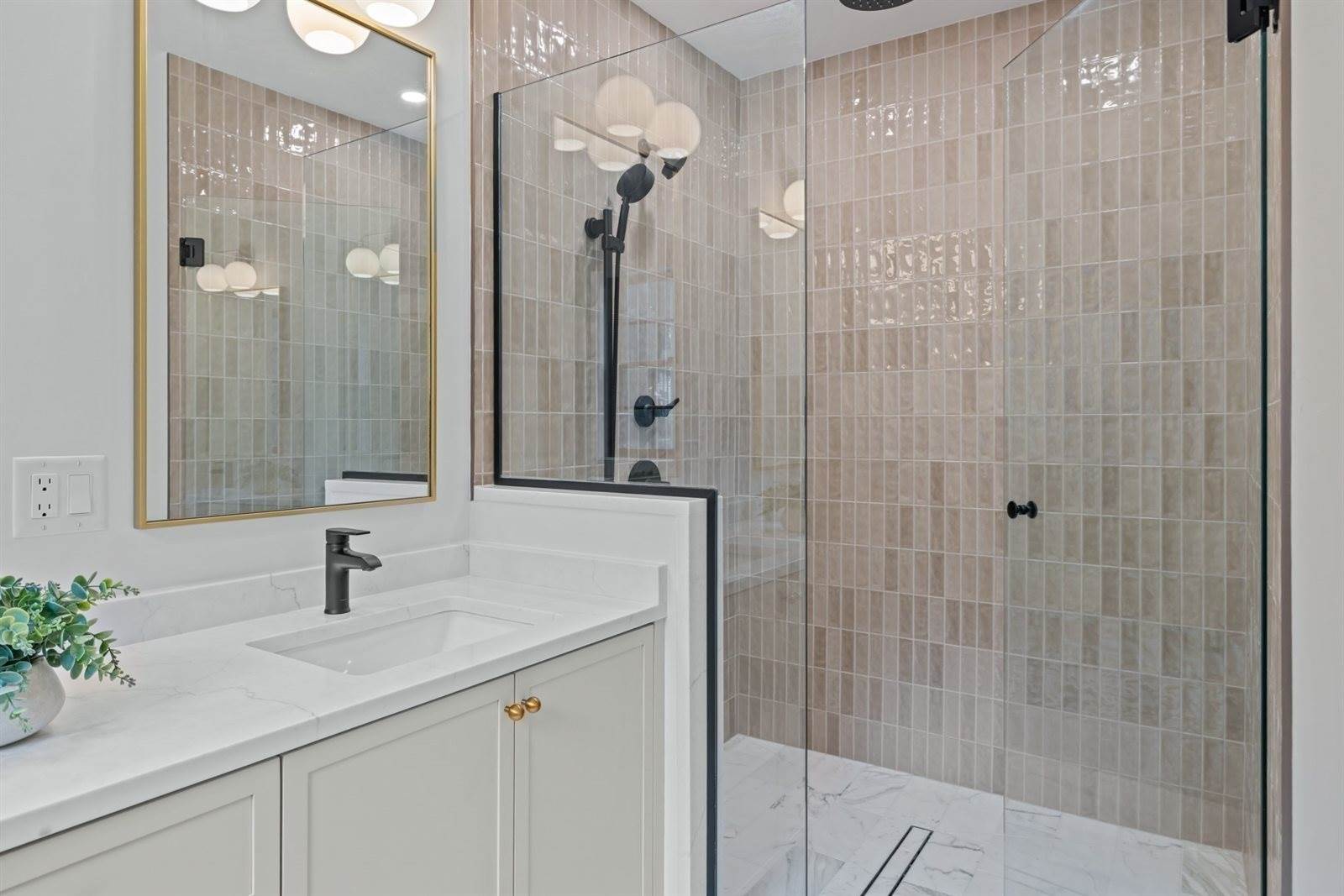 23 College Hill Rd, Somerville, MA 02144