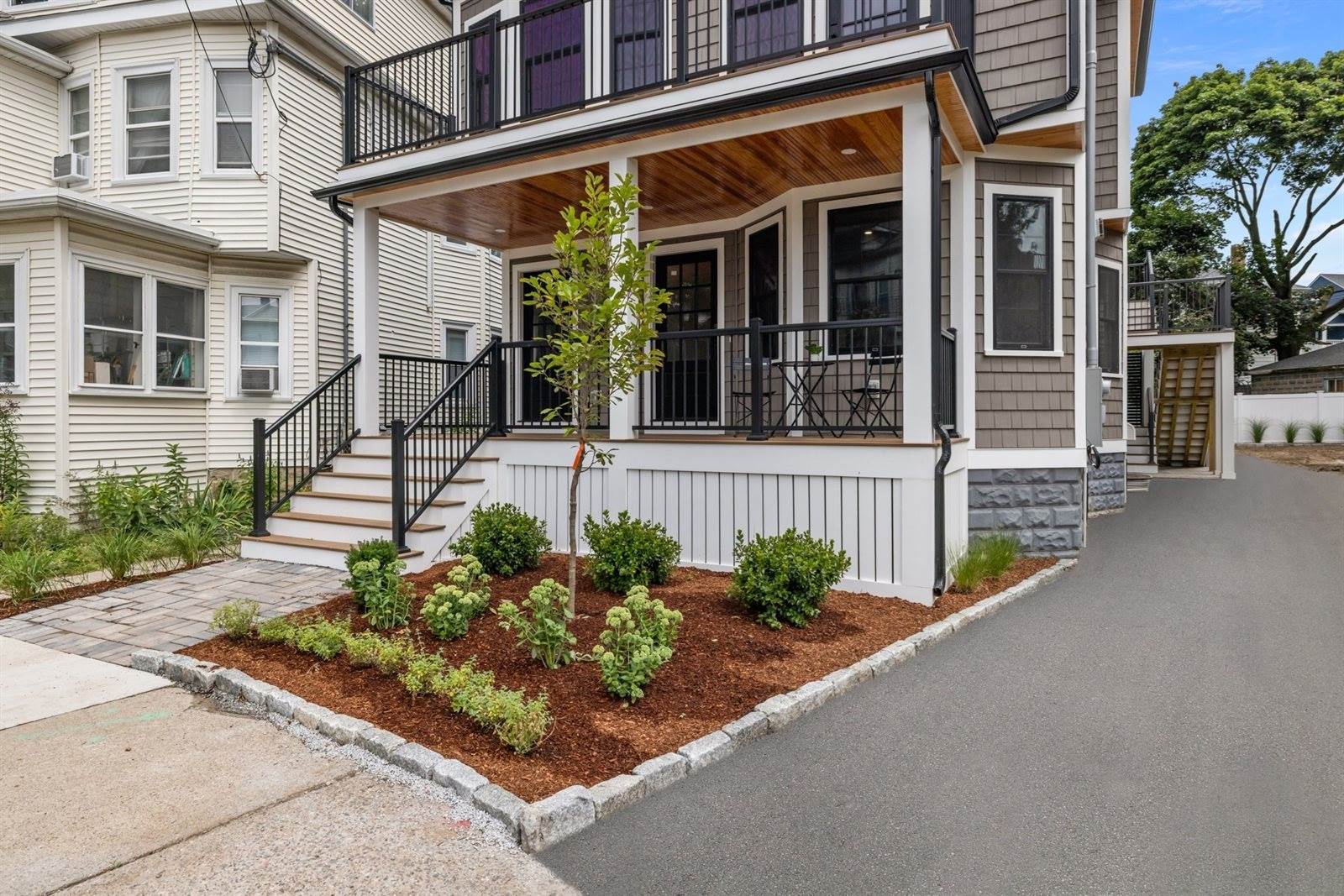 23 College Hill Rd, Somerville, MA 02144
