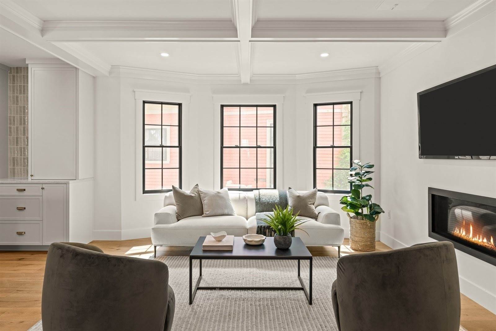 23 College Hill Rd, Somerville, MA 02144