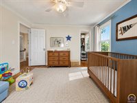 1811 SW Oakley AVE, Topeka, KS 66604
