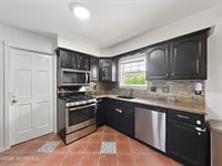 90 Haines Street, Lanoka Harbor, NJ 08734