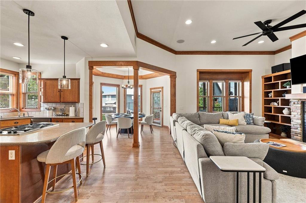 10230 Marion Street, Lenexa, KS 66220