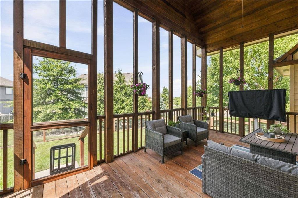 10230 Marion Street, Lenexa, KS 66220