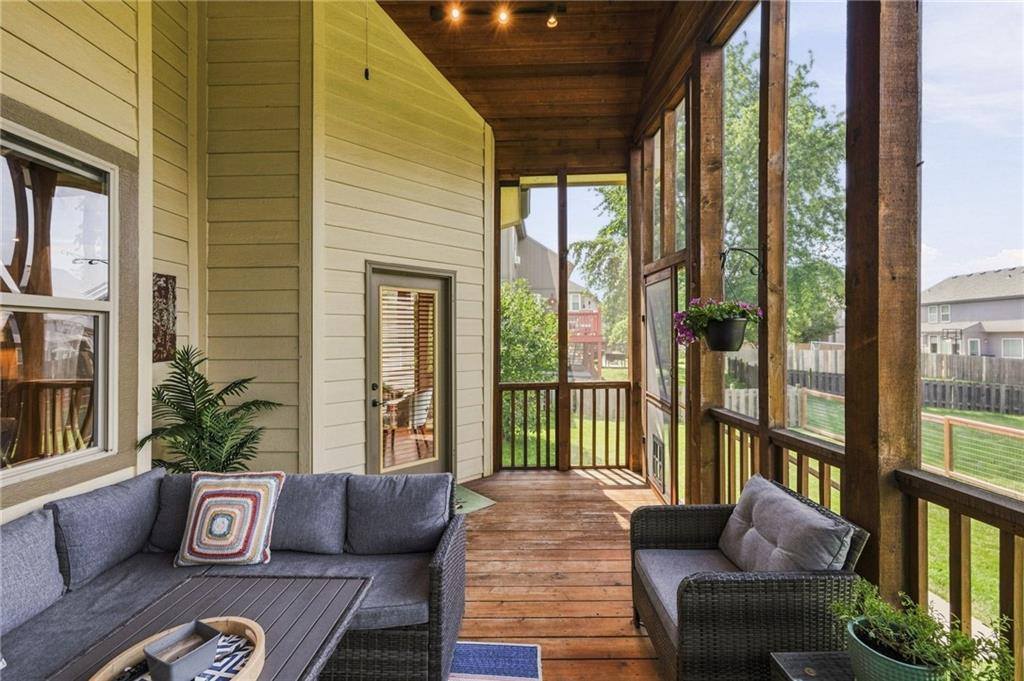 10230 Marion Street, Lenexa, KS 66220