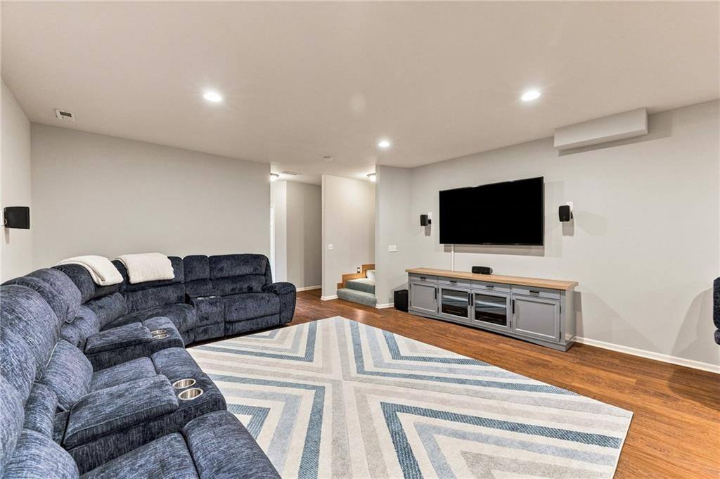 10230 Marion Street, Lenexa, KS 66220