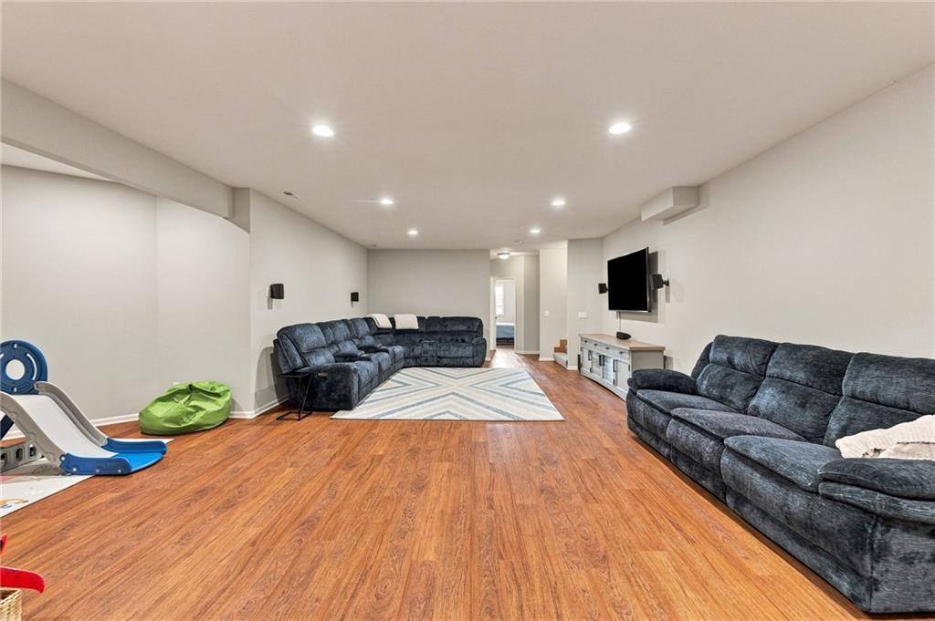 10230 Marion Street, Lenexa, KS 66220