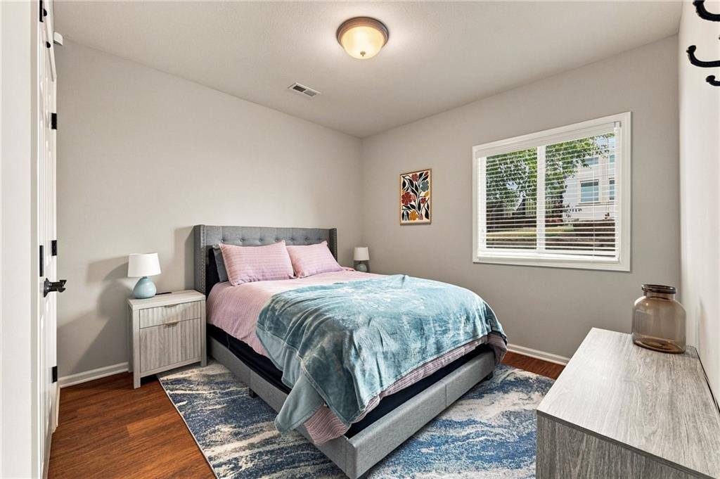 10230 Marion Street, Lenexa, KS 66220