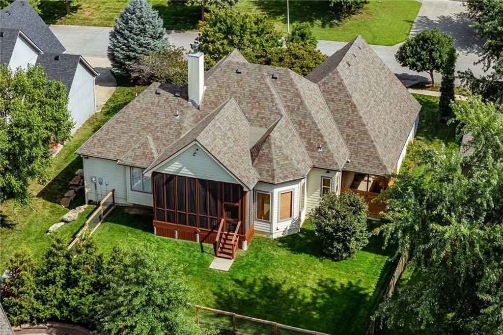 10230 Marion Street, Lenexa, KS 66220