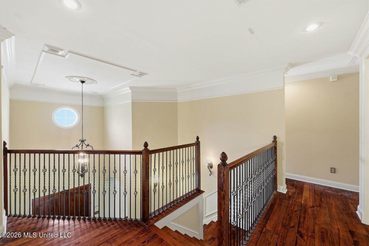 553 Twin Cedars Drive, Madison, MS 39110