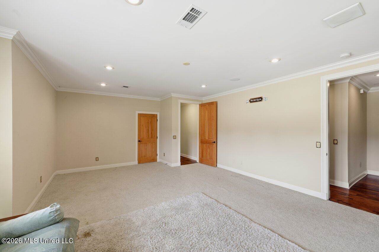 553 Twin Cedars Drive, Madison, MS 39110