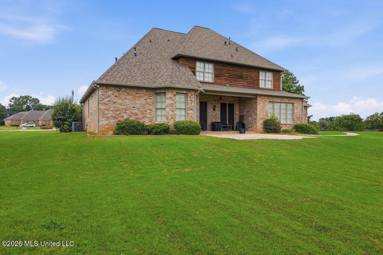 553 Twin Cedars Drive, Madison, MS 39110