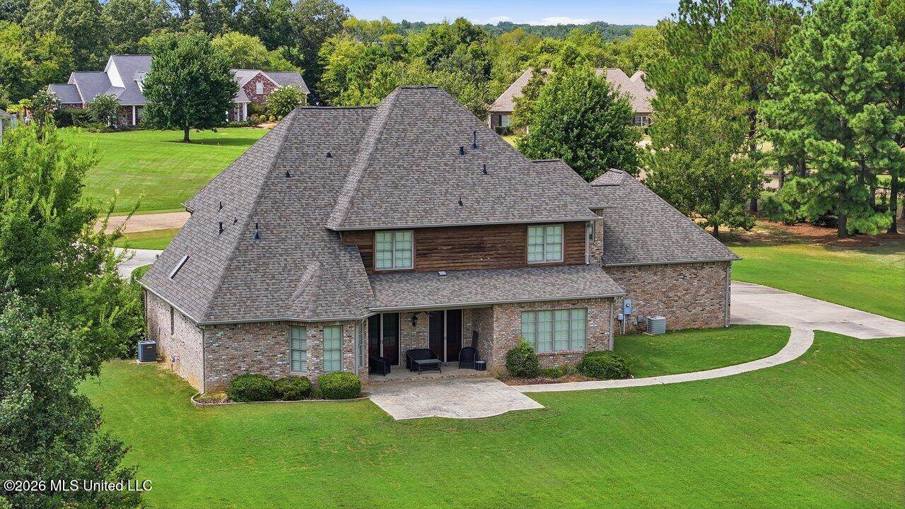 553 Twin Cedars Drive, Madison, MS 39110
