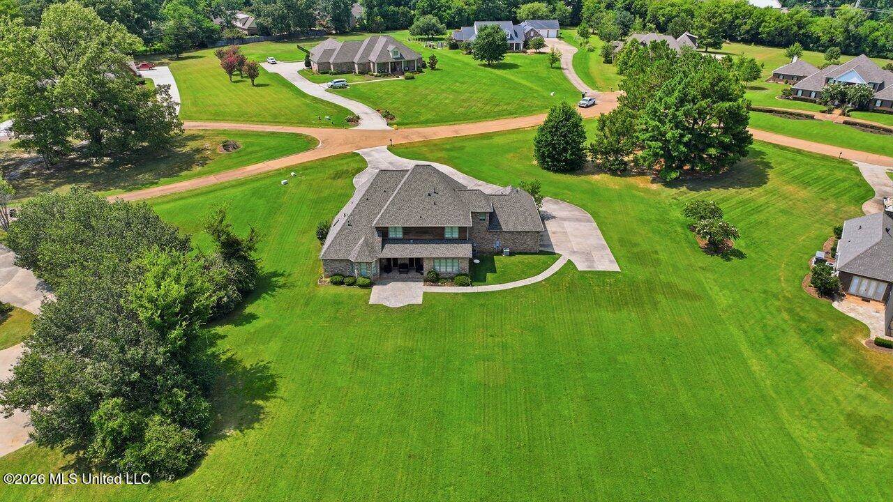 553 Twin Cedars Drive, Madison, MS 39110