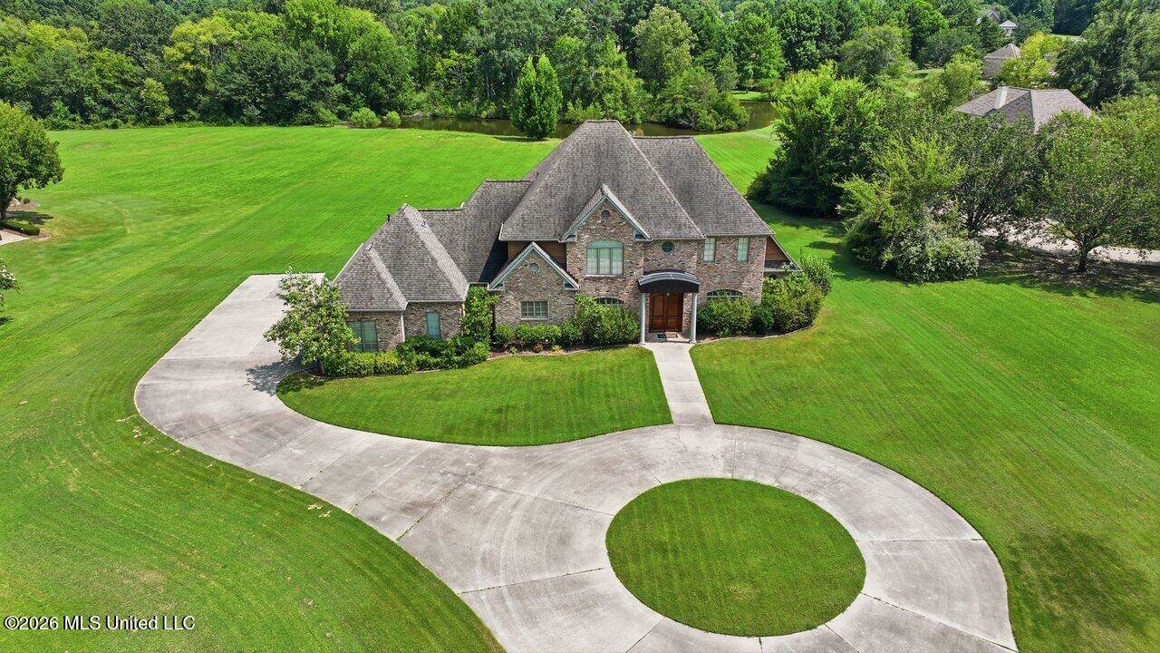 553 Twin Cedars Drive, Madison, MS 39110