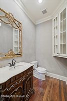 553 Twin Cedars Drive, Madison, MS 39110