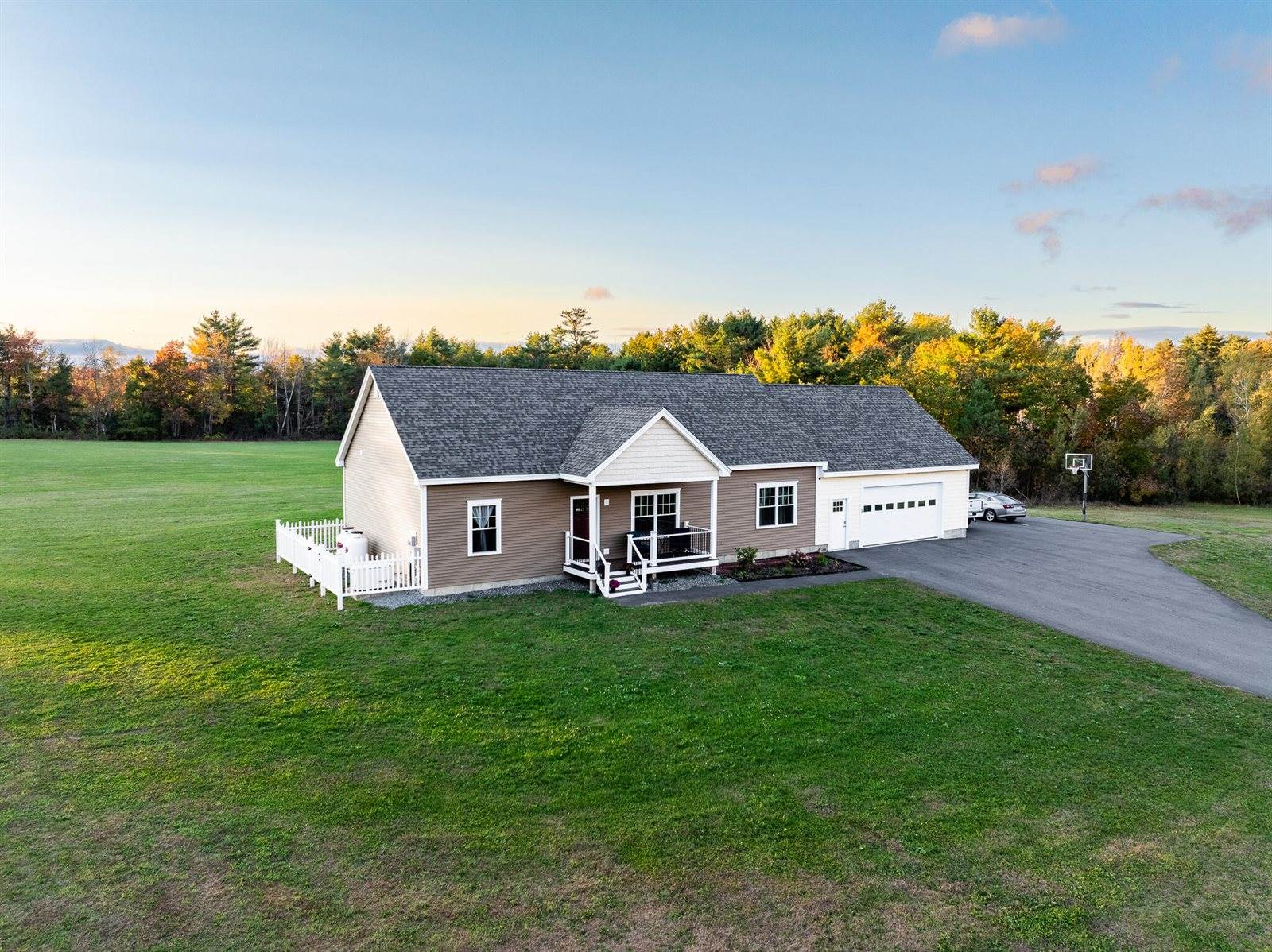 312 Kittredge Road, Bangor, ME 04401