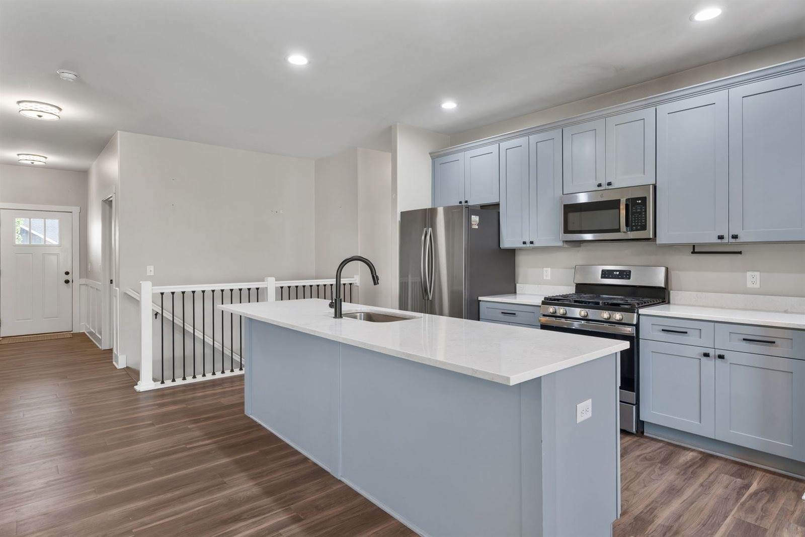 3044 Mary Leigh Drive, Bettendorf, IA 52722