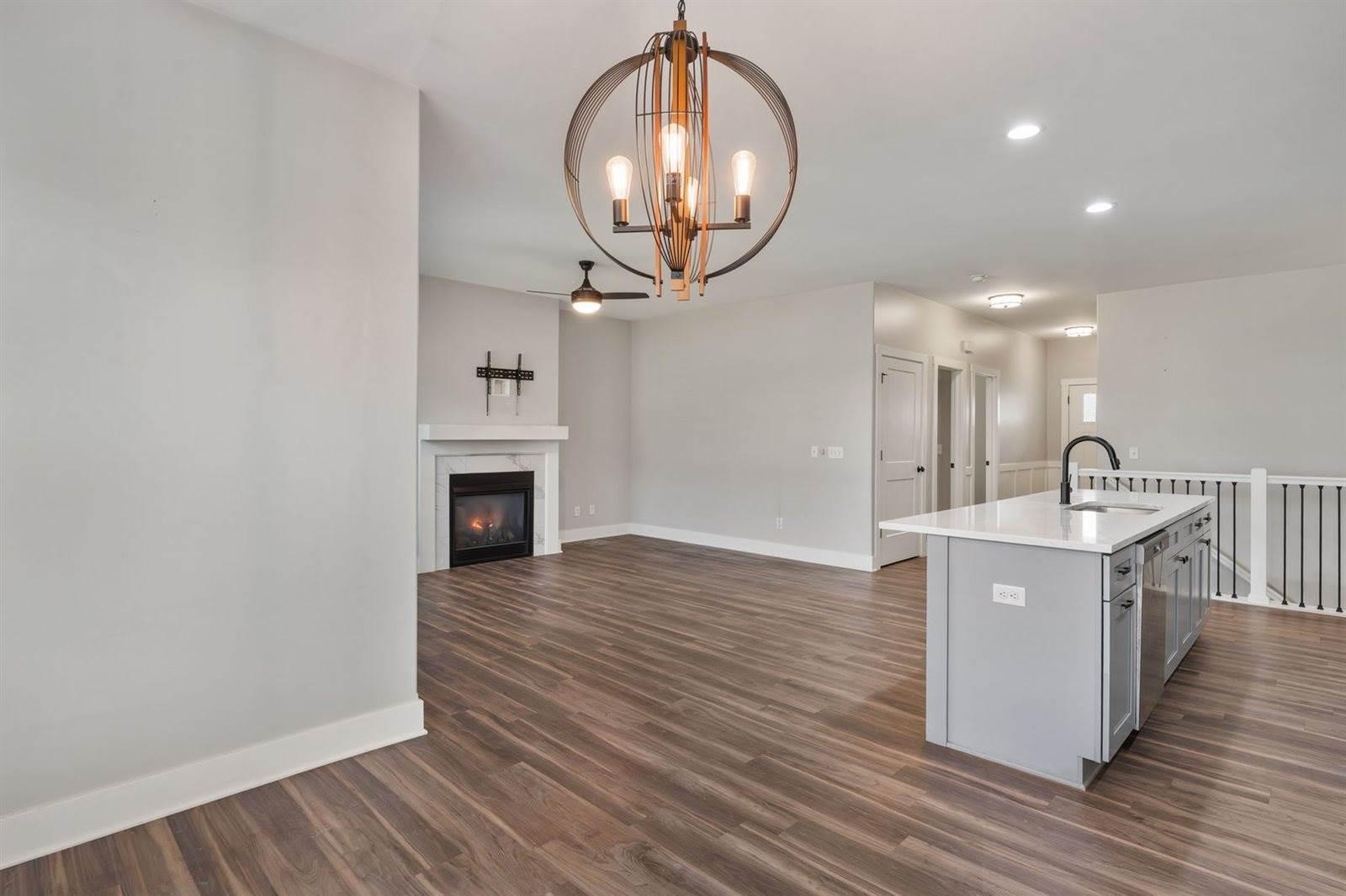 3044 Mary Leigh Drive, Bettendorf, IA 52722