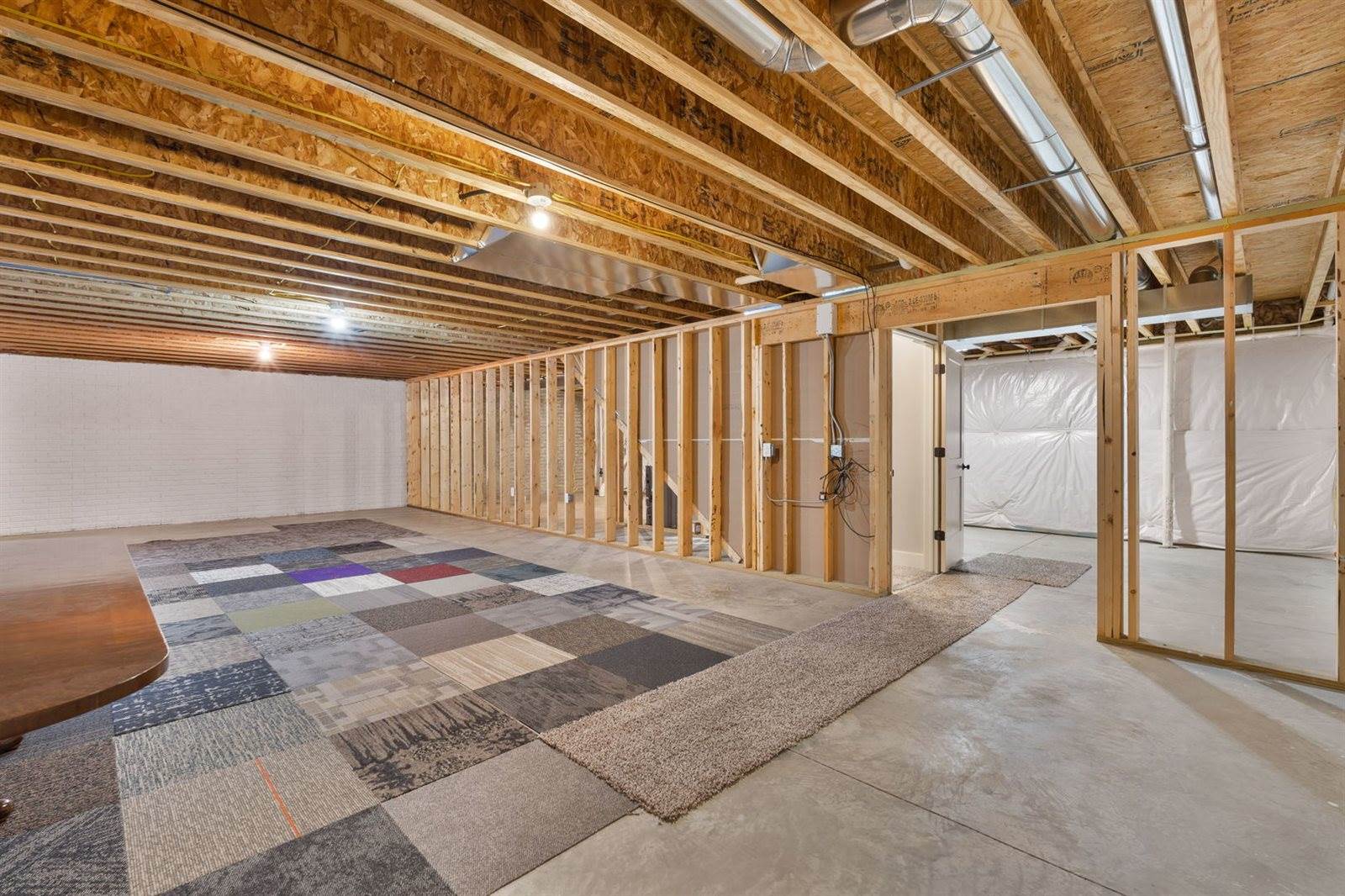 3044 Mary Leigh Drive, Bettendorf, IA 52722