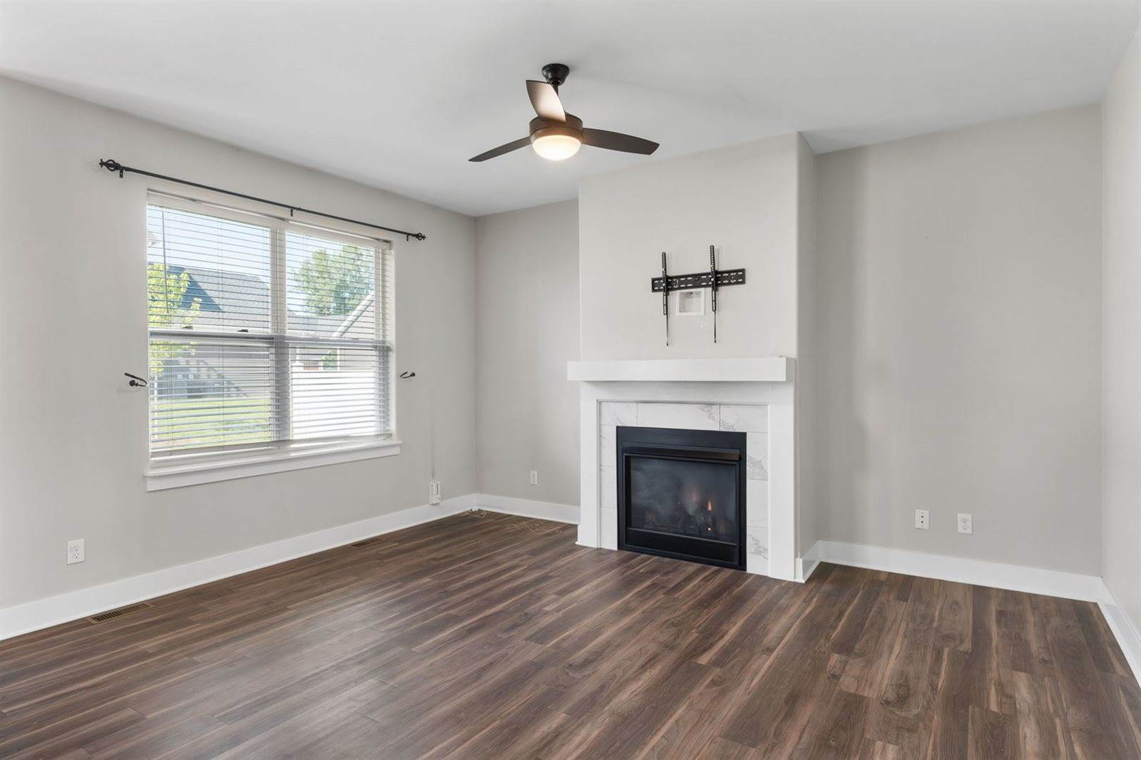 3044 Mary Leigh Drive, Bettendorf, IA 52722