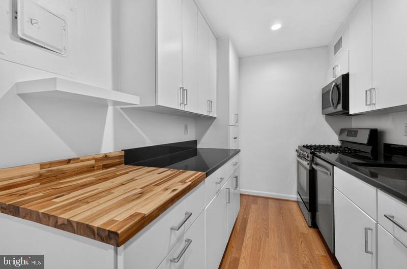 4114 NW Davis Place, Washington, DC 20007