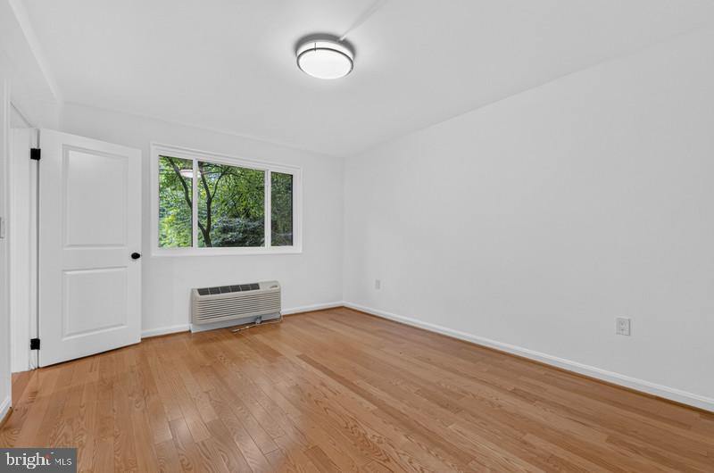 4114 NW Davis Place, Washington, DC 20007