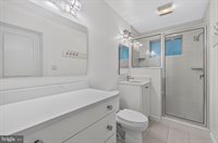 4114 NW Davis Place, Washington, DC 20007