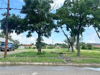 213 East Lindbergh Blvd, Universal City, TX 78148