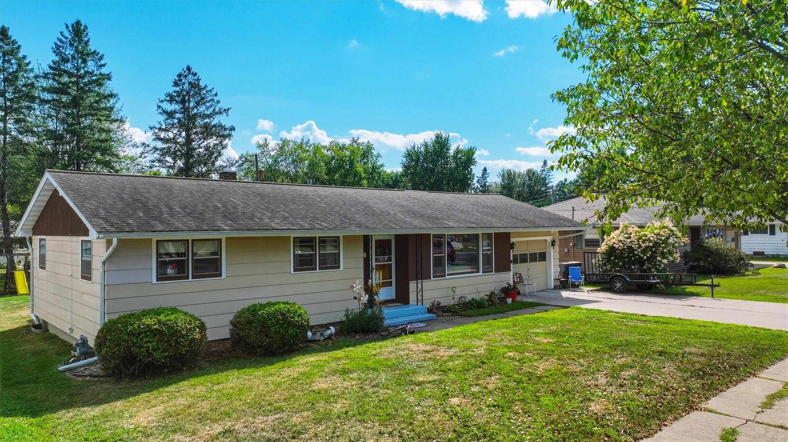 1308 E 17th Street, Marshfield, WI 54449