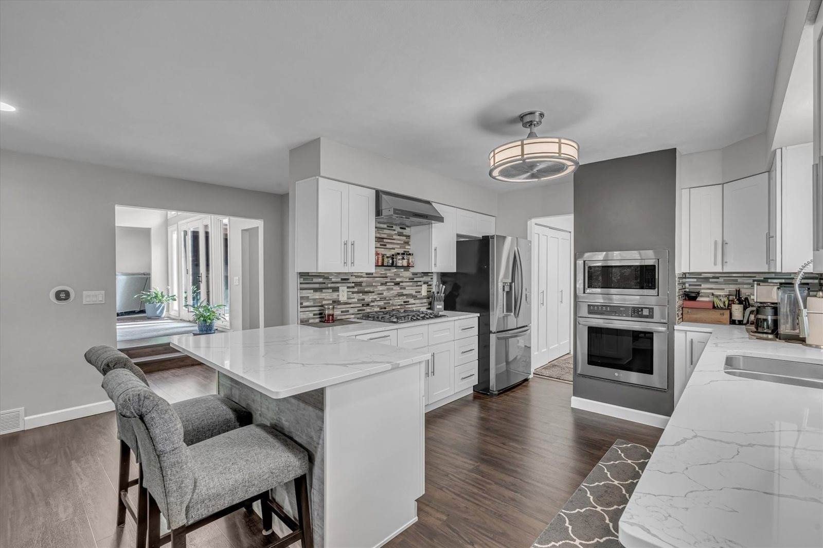 15 Valley View Drive, Blue Grass, IA 52726