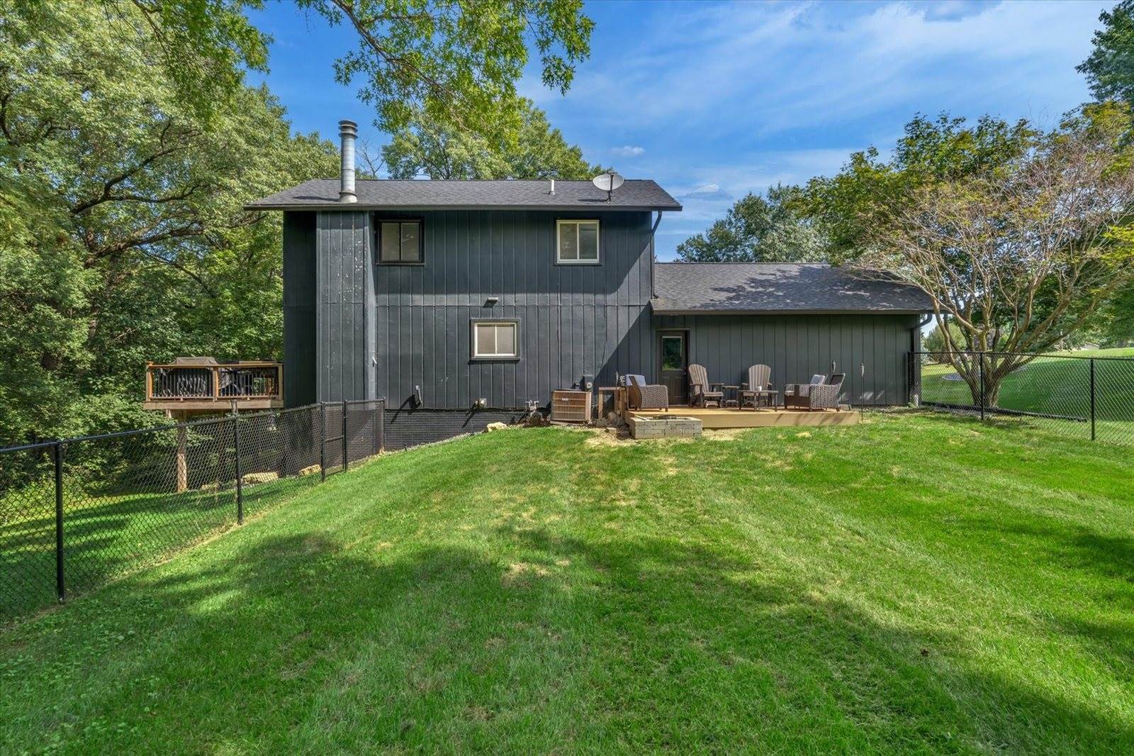 15 Valley View Drive, Blue Grass, IA 52726