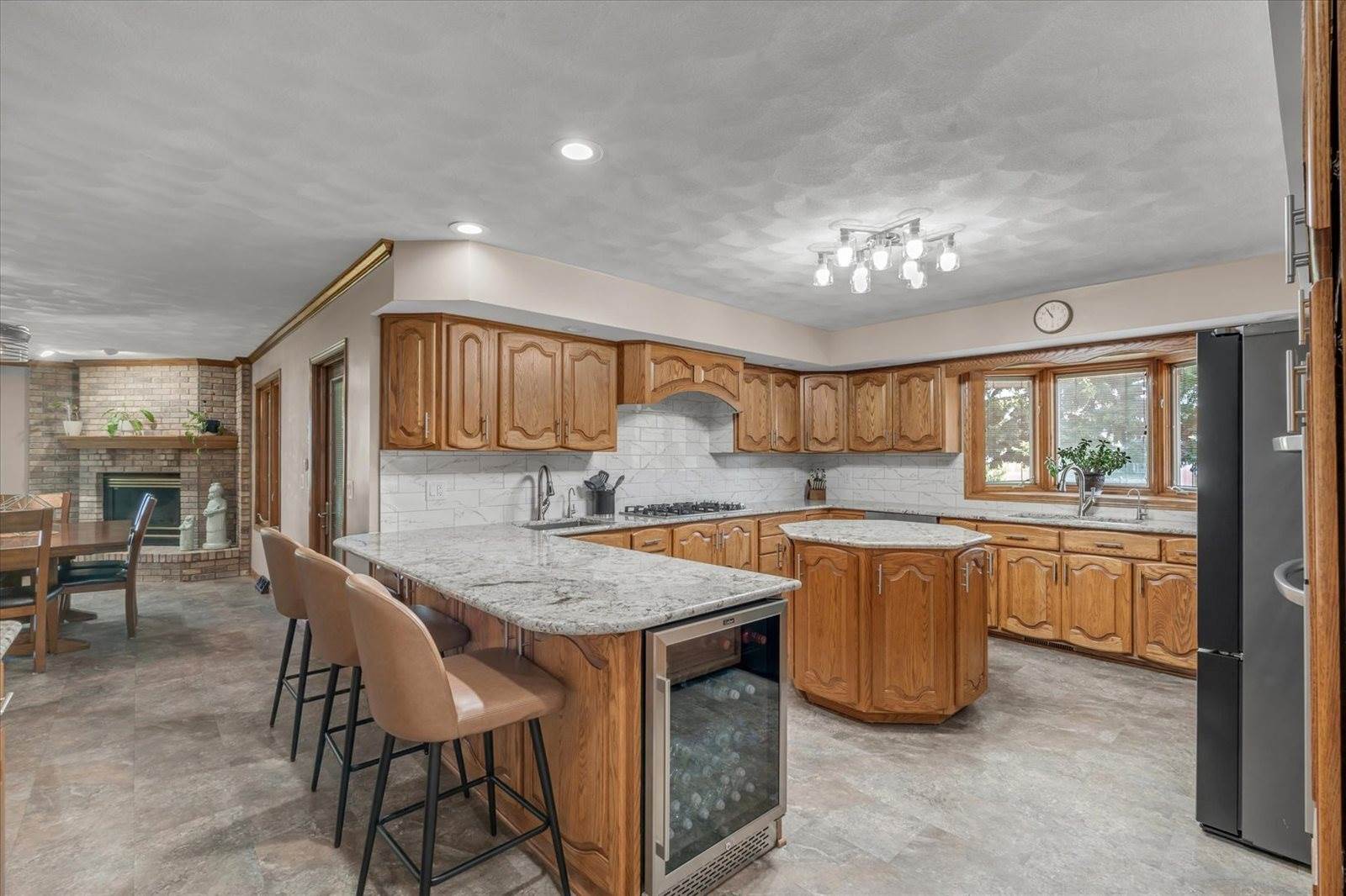 9628 228th Street North, Port Byron, IL 61275