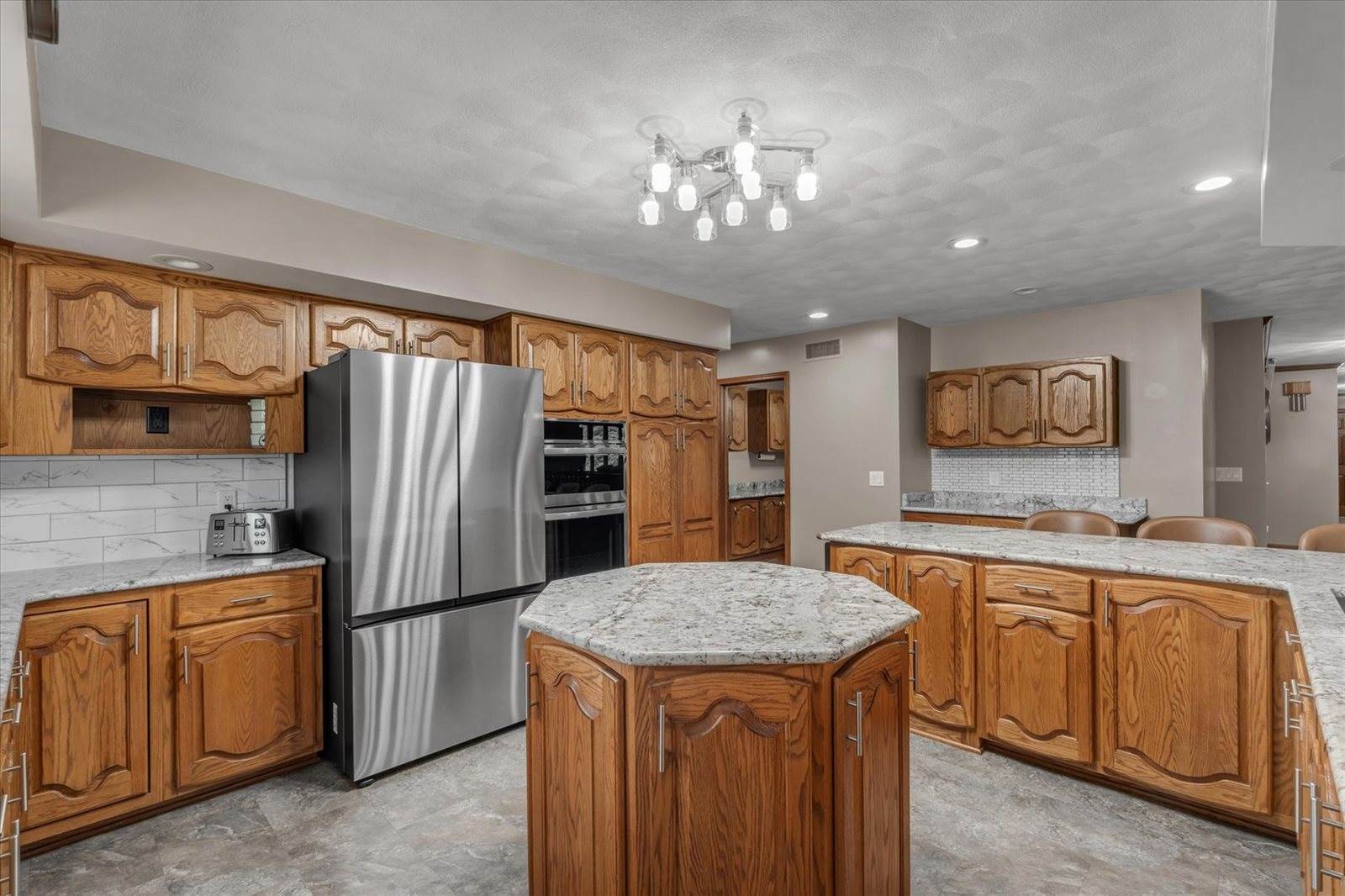 9628 228th Street North, Port Byron, IL 61275